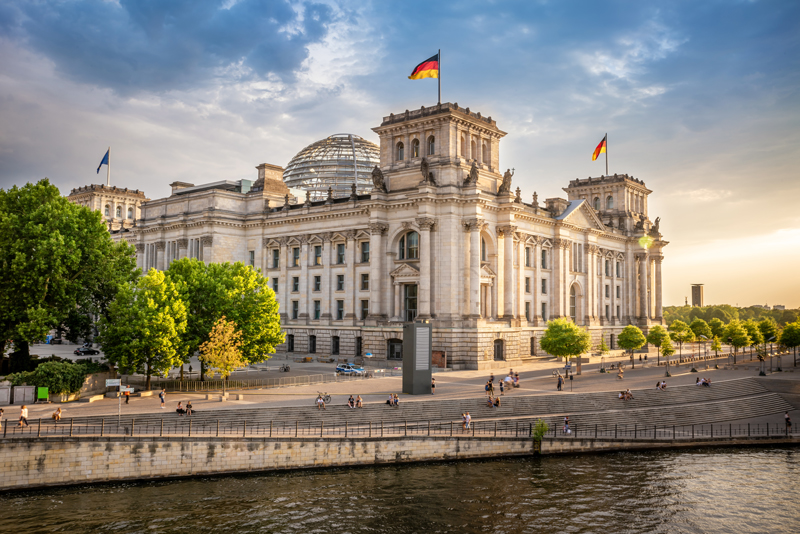 Bundestag-von-außen